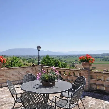 Almone Sleeps 12 * Torgiano